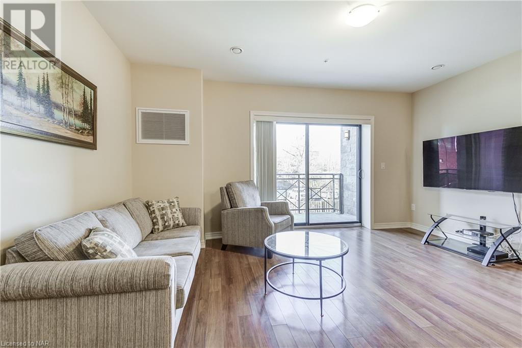 379 Scott Street Unit# 207, St. Catharines, Ontario  L2M 3W2 - Photo 24 - 40521140