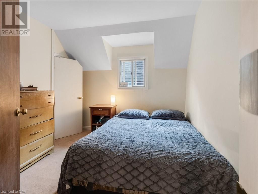 117 Russell Avenue, St. Catharines, Ontario  L2R 1V9 - Photo 15 - 40521011