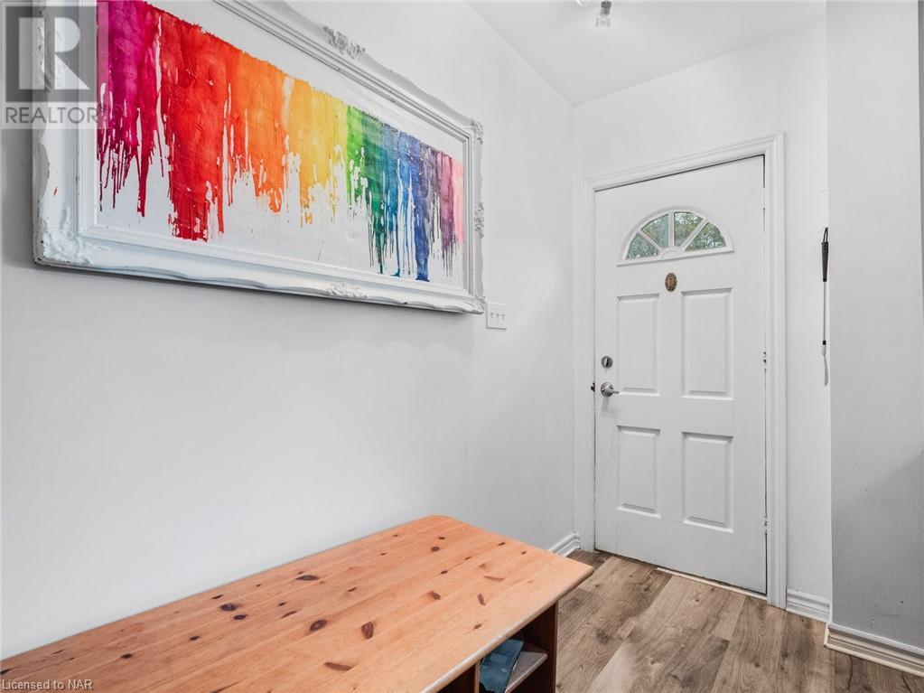 117 Russell Avenue, St. Catharines, Ontario  L2R 1V9 - Photo 4 - 40521011
