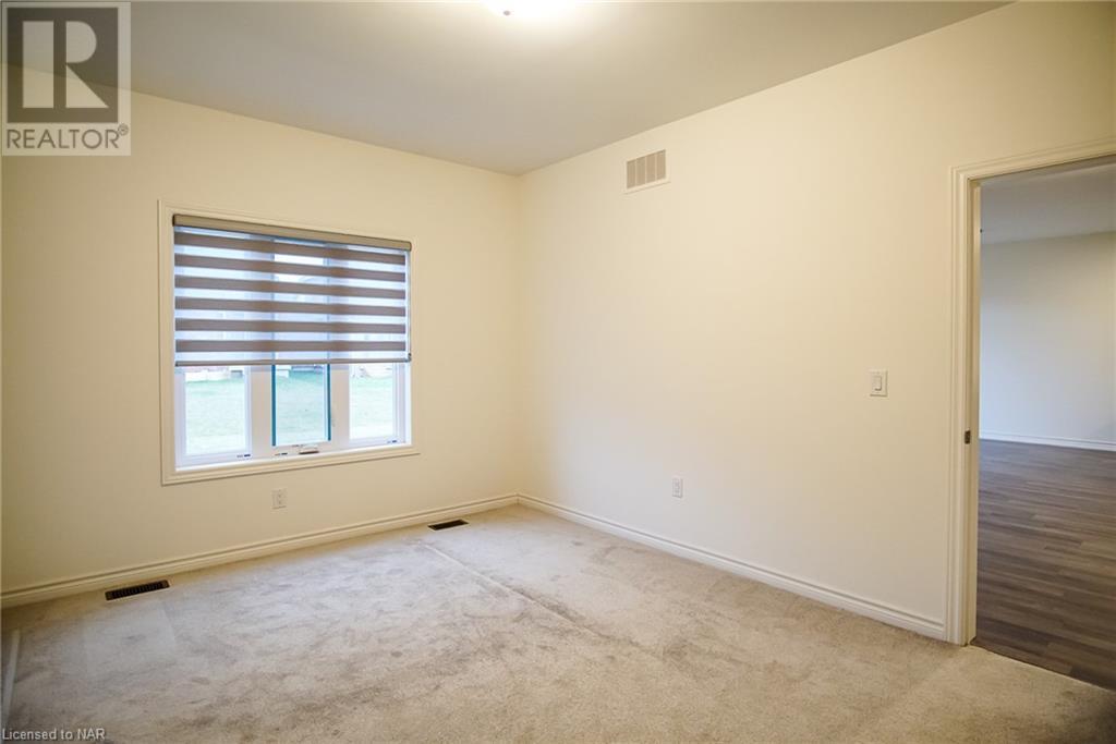 1186 Green Acres Drive, Fort Erie, Ontario  L2A 0C9 - Photo 15 - 40521017