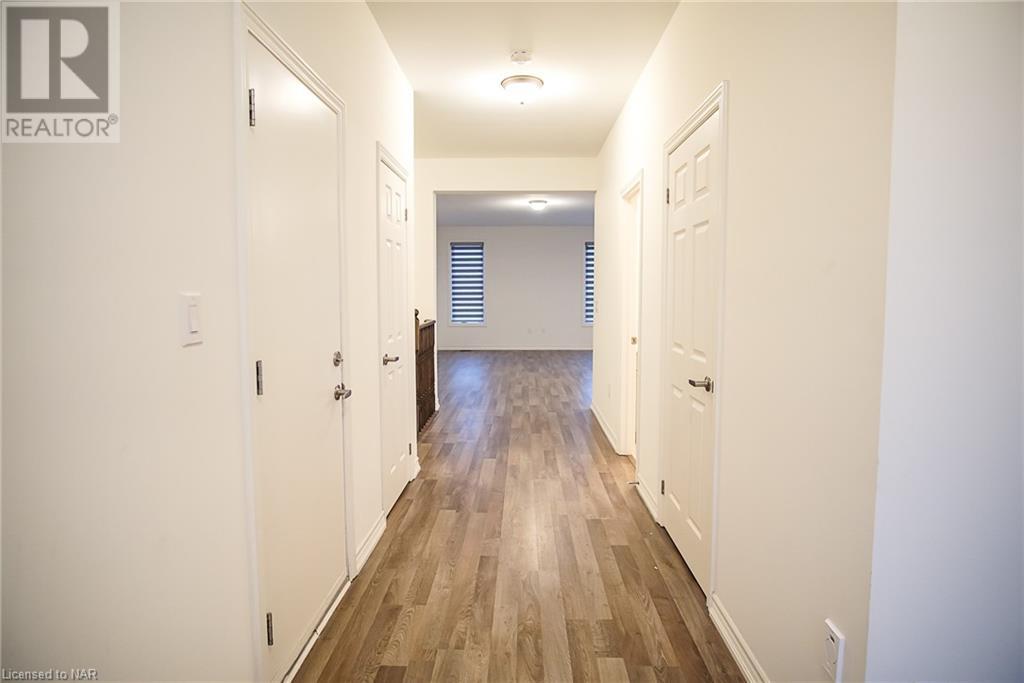 1186 Green Acres Drive, Fort Erie, Ontario  L2A 0C9 - Photo 2 - 40521017