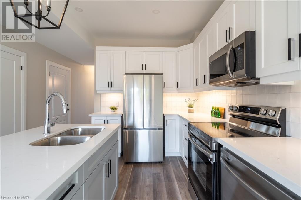 19 Cambridge Road E, Crystal Beach, Ontario  L0S 1B0 - Photo 4 - 40521366