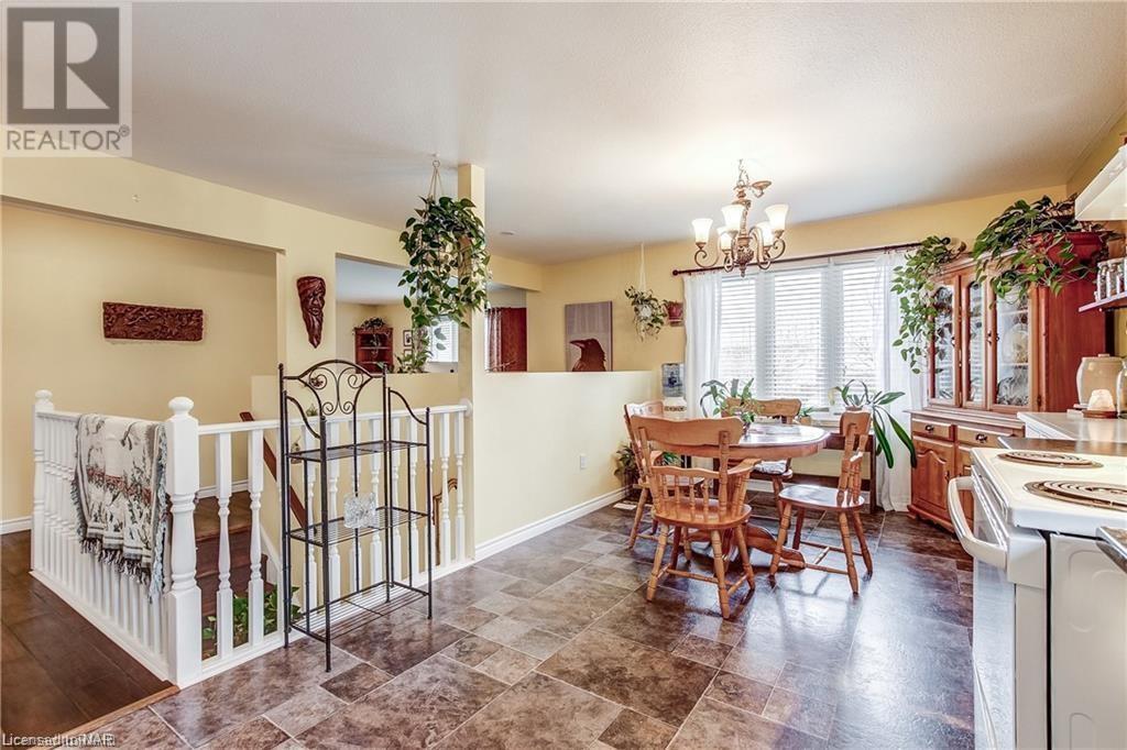 7712 Charnwood Avenue, Niagara Falls, Ontario  L2H 3E3 - Photo 13 - 40520347