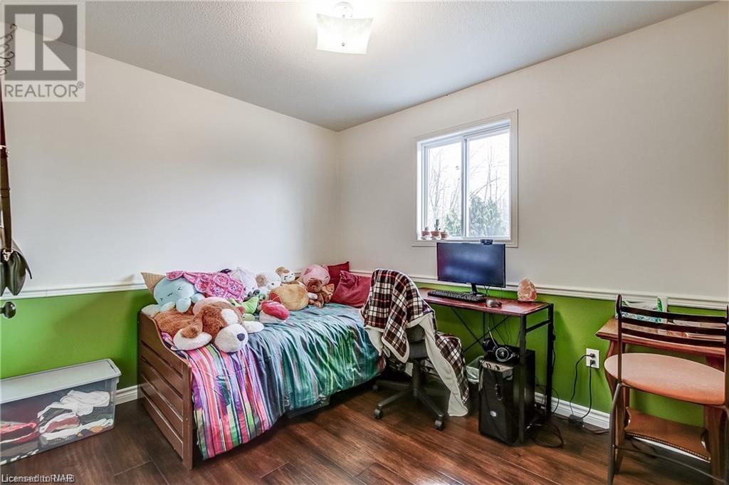 7712 Charnwood Avenue, Niagara Falls, Ontario  L2H 3E3 - Photo 20 - 40520347