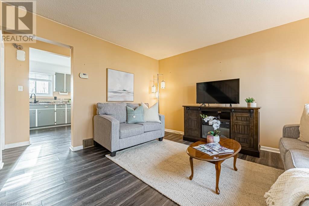 3 Deerfield Parkway, Thorold South, Ontario  L2V 4A9 - Photo 3 - 40520364