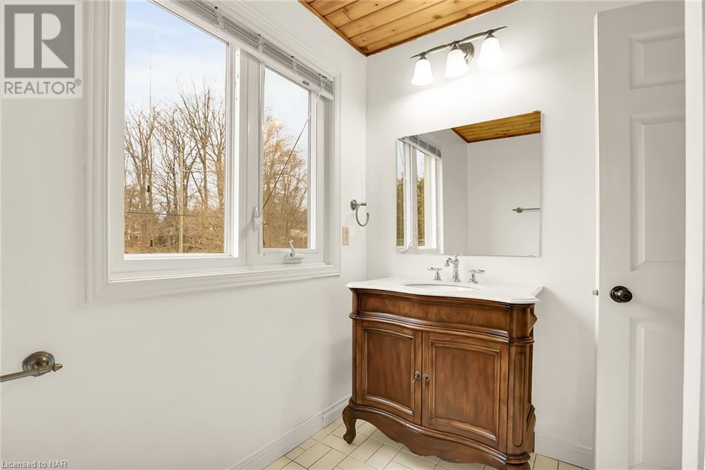 1249 Pelham Street S, Pelham, Ontario  L0S 1E4 - Photo 29 - 40513409