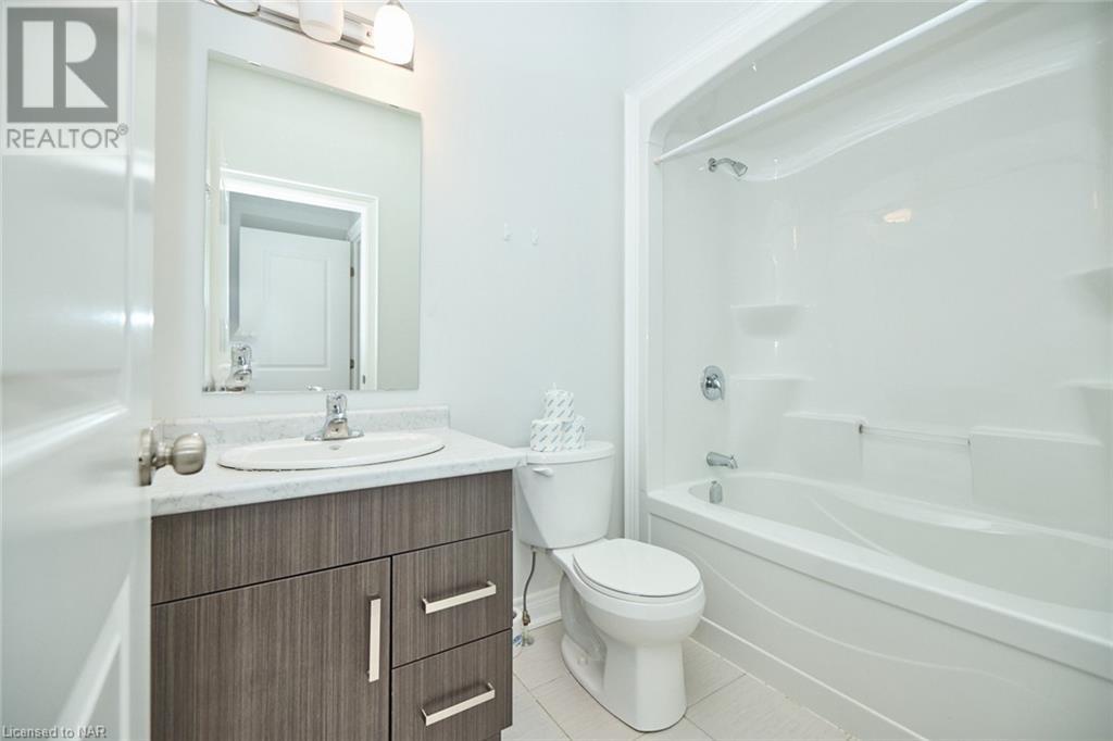447 Viking Street, Fort Erie, Ontario  L2A 0E3 - Photo 13 - 40520028