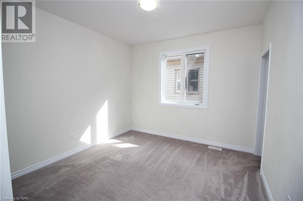 8592 Sweet Chestnut Road Unit# Upper, Niagara Falls, Ontario  L2H 0N1 - Photo 17 - 40521424