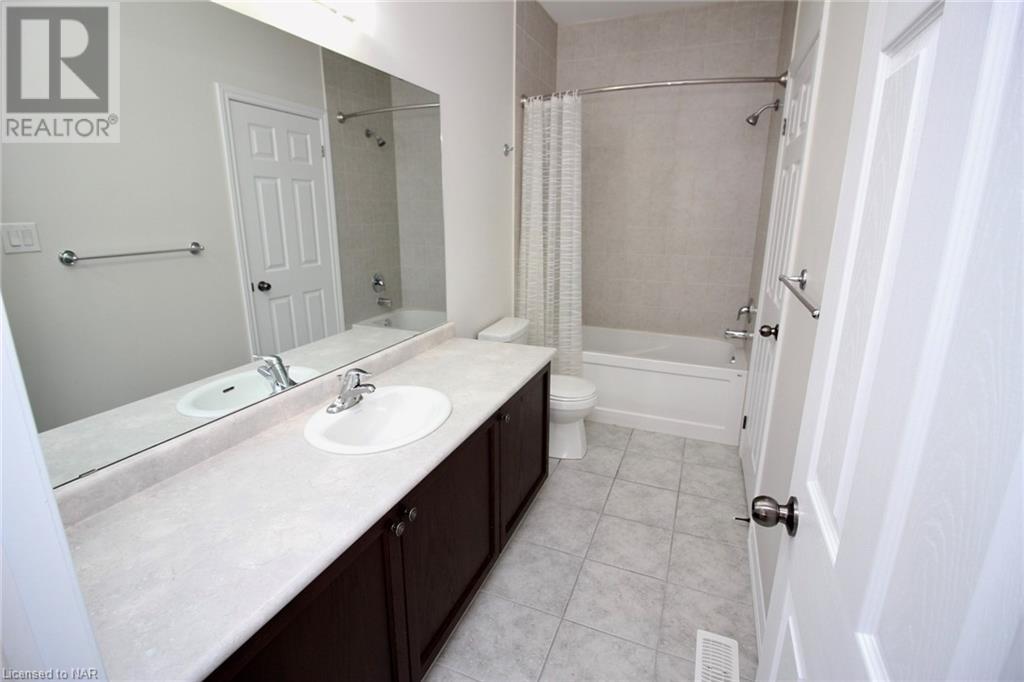 8592 Sweet Chestnut Road Unit# Upper, Niagara Falls, Ontario  L2H 0N1 - Photo 18 - 40521424