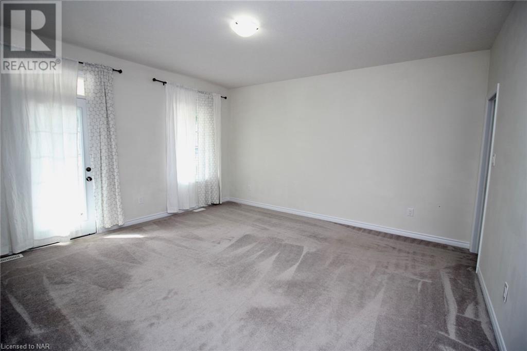 8592 Sweet Chestnut Road Unit# Upper, Niagara Falls, Ontario  L2H 0N1 - Photo 21 - 40521424
