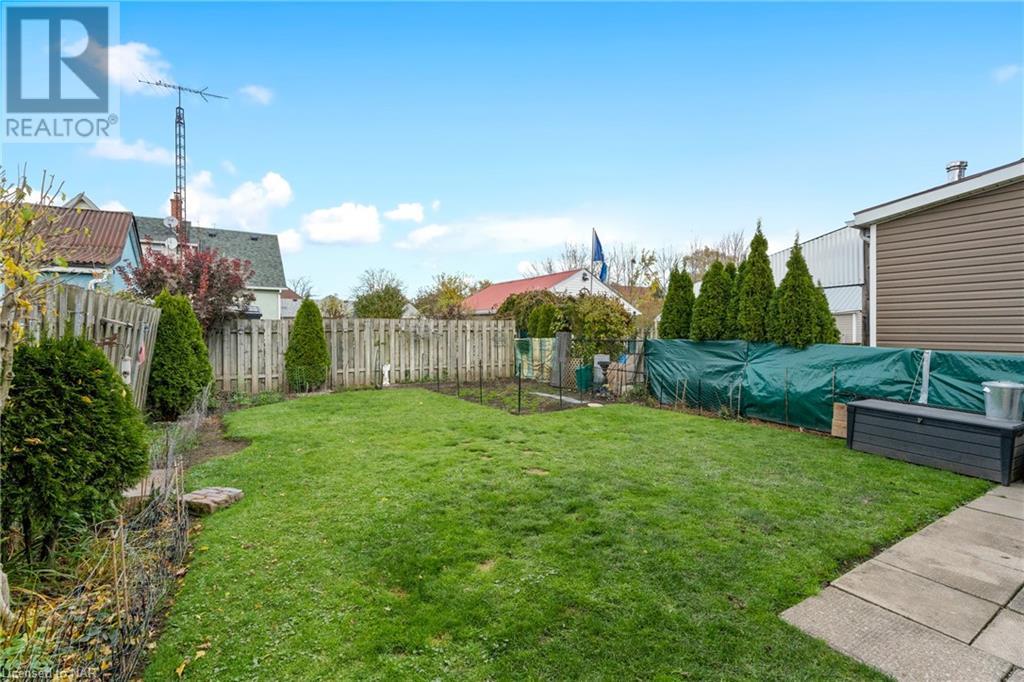 74 Sixth Street, Welland, Ontario  L3B 5A8 - Photo 18 - 40521467