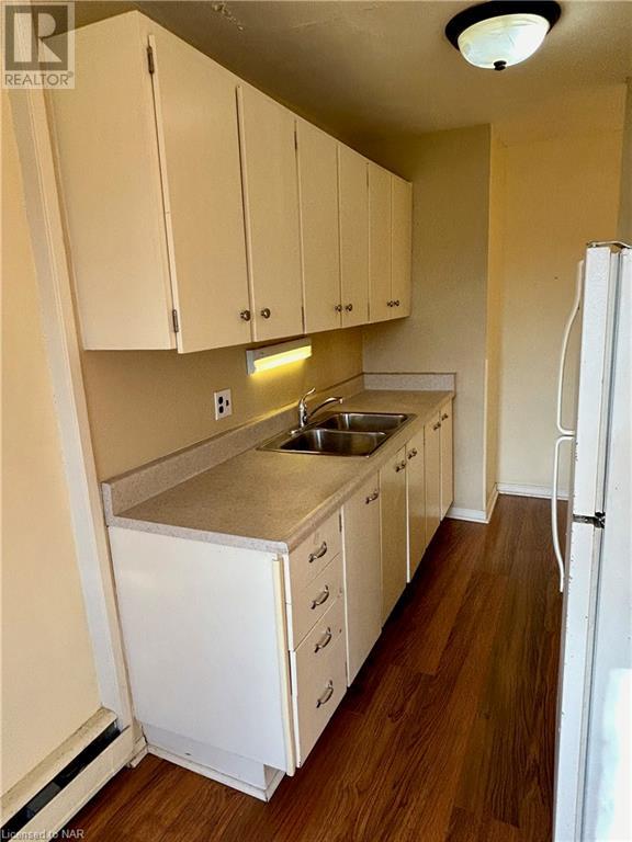 456 Carlton Street Unit# 6, St. Catharines, Ontario  L2M 4X1 - Photo 18 - 40521386