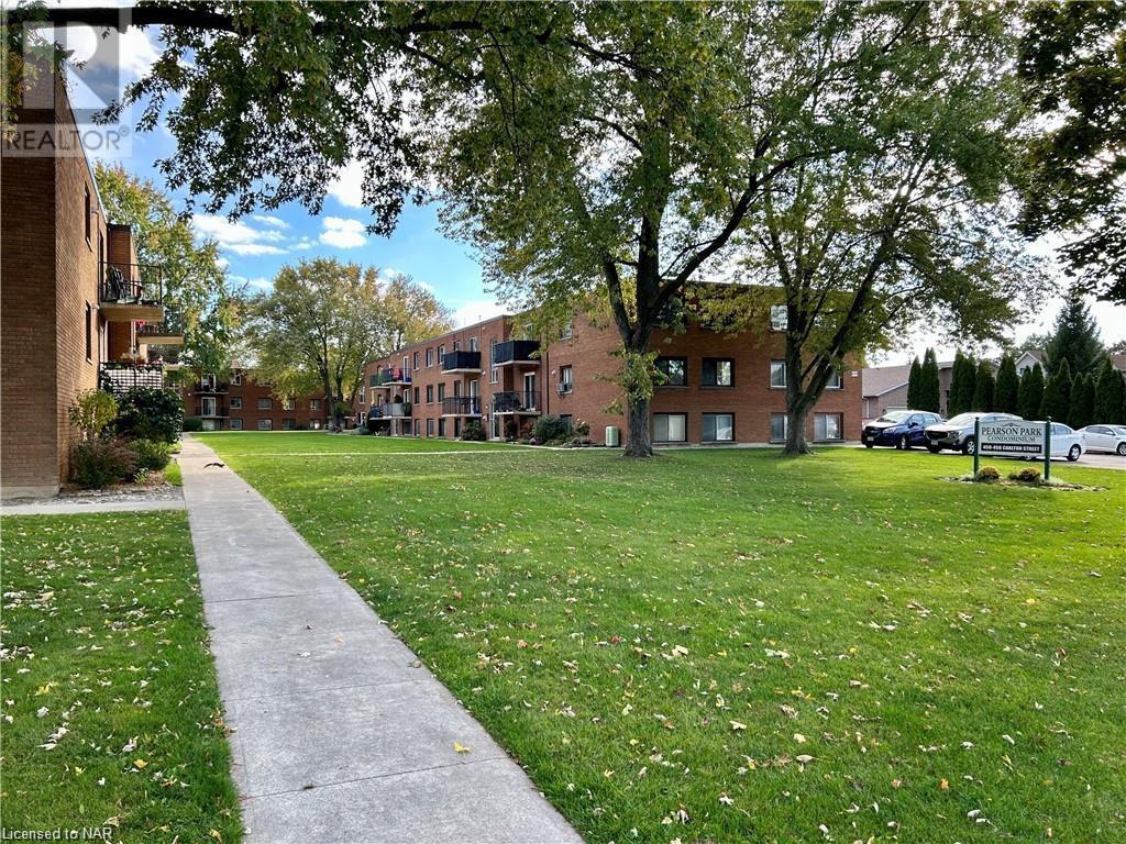 456 Carlton Street Unit# 6, St. Catharines, Ontario  L2M 4X1 - Photo 2 - 40521386