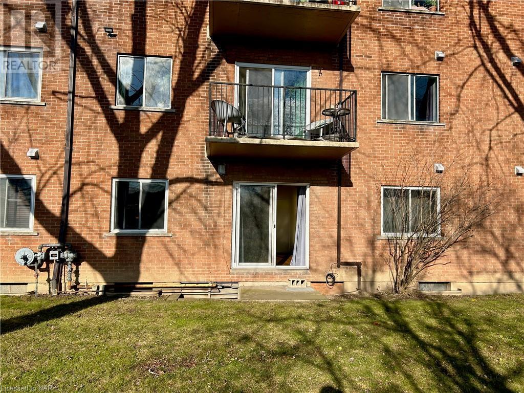 456 Carlton Street Unit# 6, St. Catharines, Ontario  L2M 4X1 - Photo 31 - 40521386