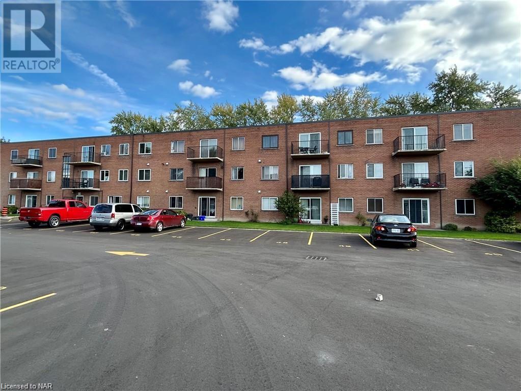 456 Carlton Street Unit# 6, St. Catharines, Ontario  L2M 4X1 - Photo 33 - 40521386