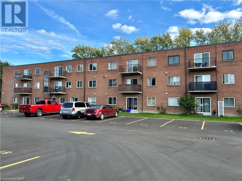 456 Carlton Street Unit# 6, St. Catharines, Ontario  L2M 4X1 - Photo 34 - 40521386