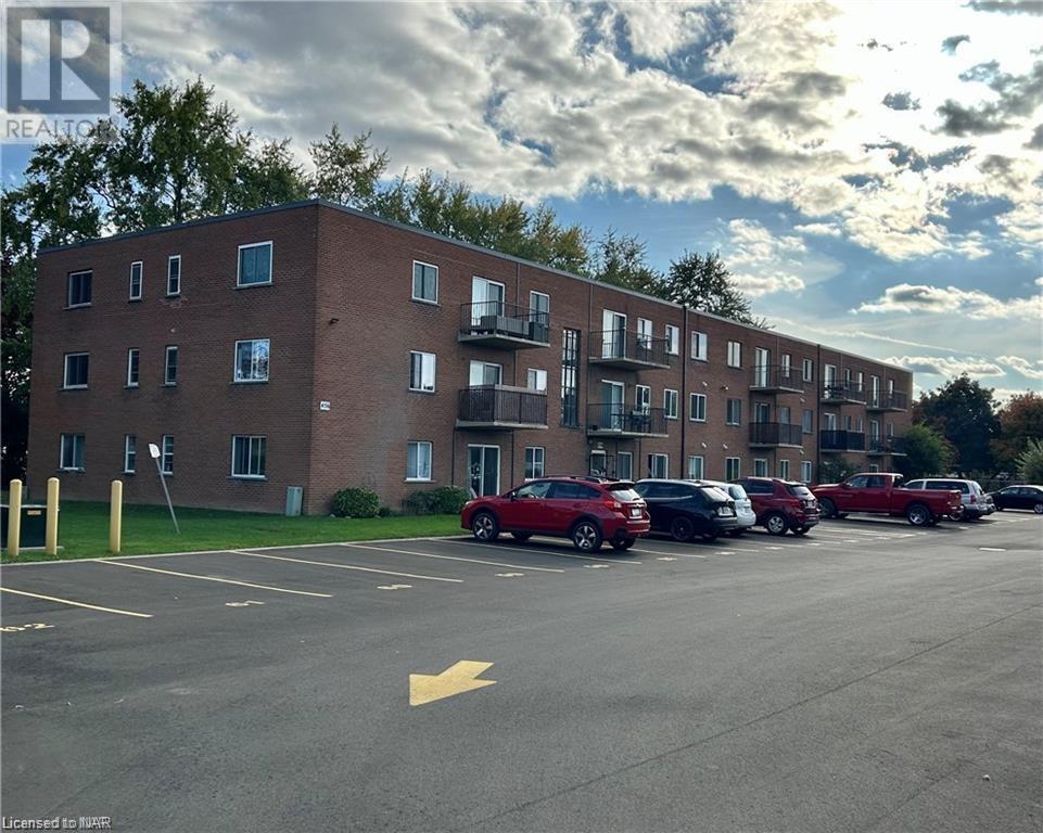 456 Carlton Street Unit# 6, St. Catharines, Ontario  L2M 4X1 - Photo 35 - 40521386
