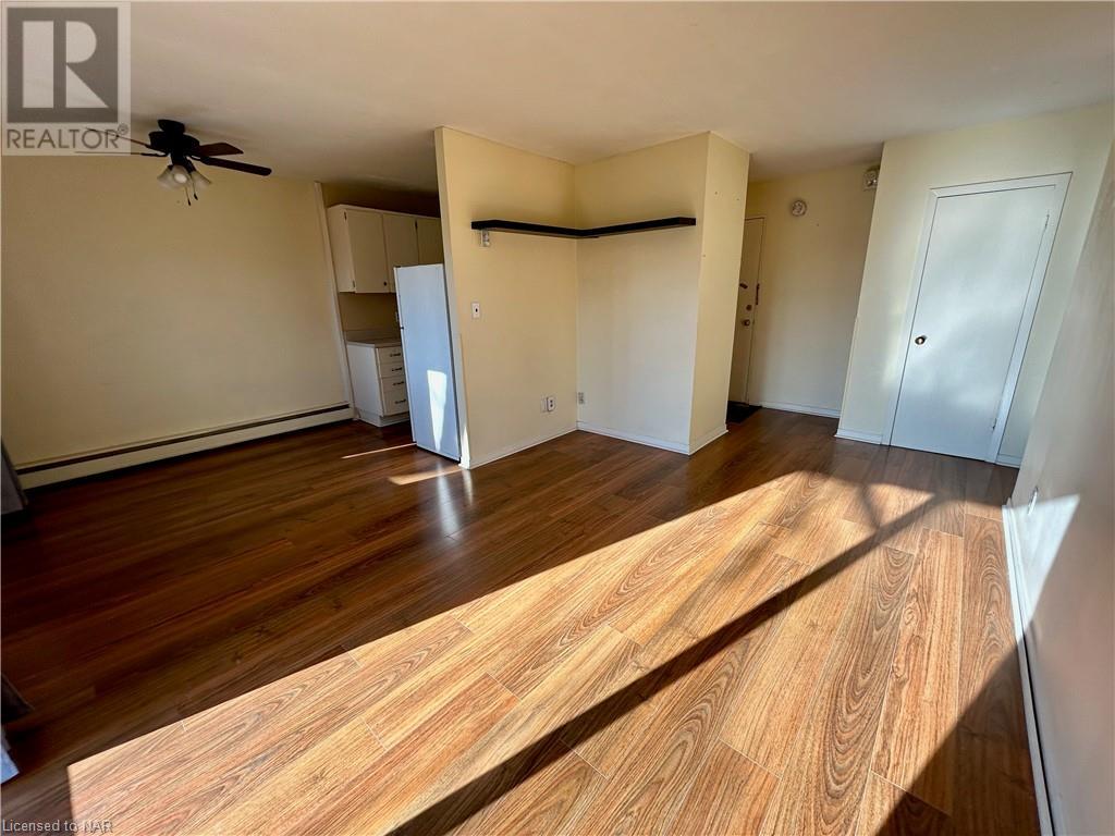 456 Carlton Street Unit# 6, St. Catharines, Ontario  L2M 4X1 - Photo 8 - 40521386