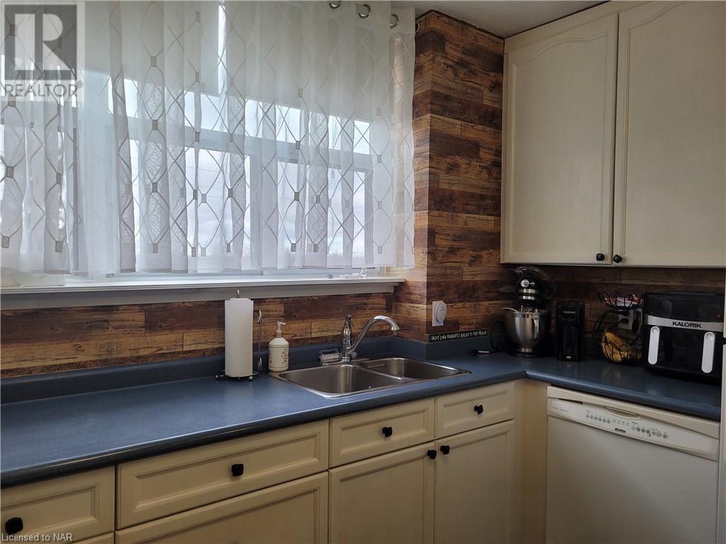 215 Glenridge Avenue Unit# 303, St. Catharines, Ontario  L2T 3J7 - Photo 21 - 40521027