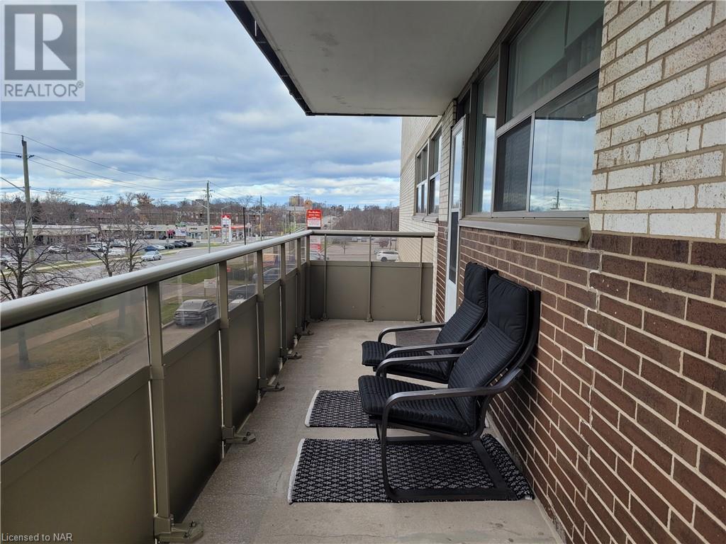 215 Glenridge Avenue Unit# 303, St. Catharines, Ontario  L2T 3J7 - Photo 31 - 40521027