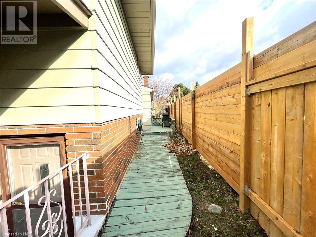 56 Ted Street, St. Catharines, Ontario  L2N 1E5 - Photo 24 - 40521692