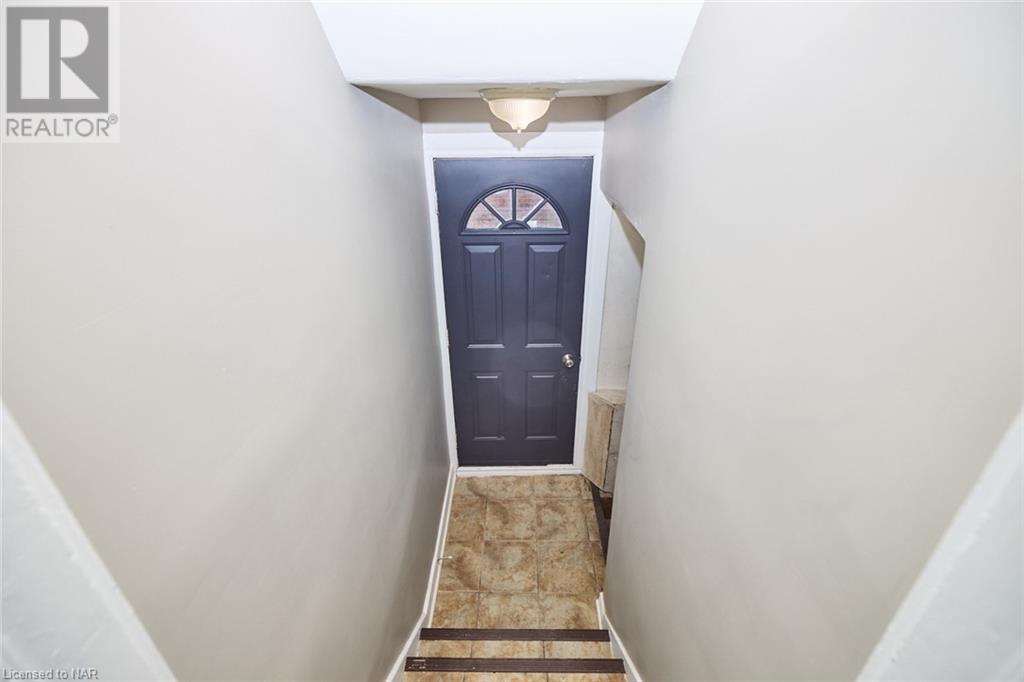 37 York Street, St. Catharines, Ontario  L2R 6C2 - Photo 18 - 40520945
