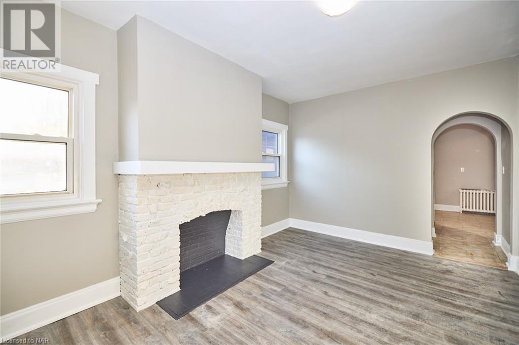 37 York Street, St. Catharines, Ontario  L2R 6C2 - Photo 6 - 40520945