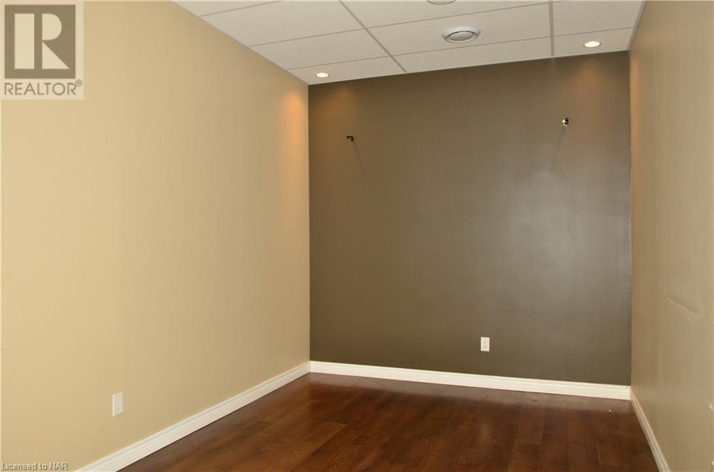 577 Ontario Street, St. Catharines, Ontario  L2N 4N4 - Photo 11 - 40521709