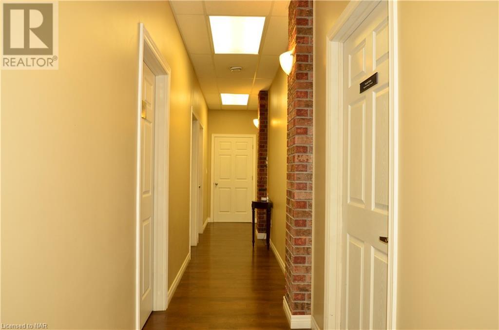 577 Ontario Street, St. Catharines, Ontario  L2N 4N4 - Photo 12 - 40521709