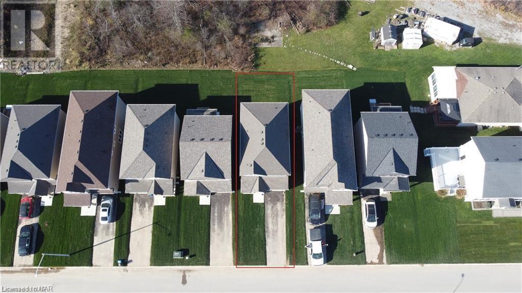 39 Tumblewood Place, Welland, Ontario  L3B 4C5 - Photo 4 - 40521737