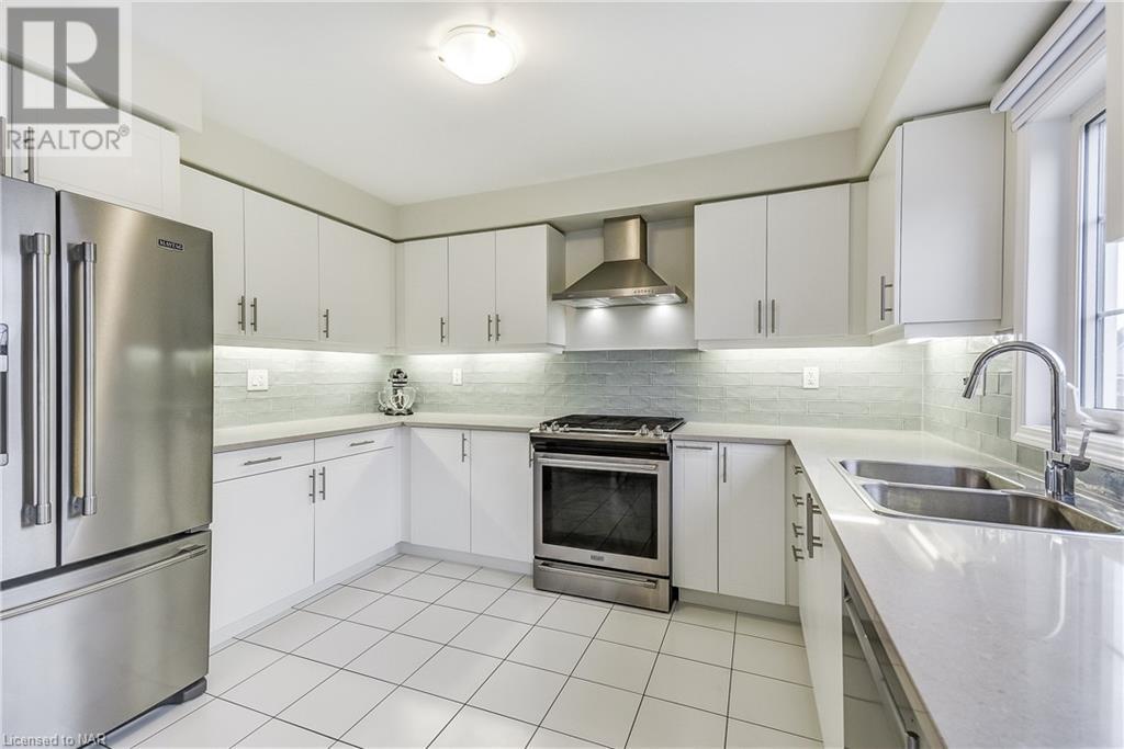 7732 Butternut Blvd Boulevard, Niagara Falls, Ontario  L2H 0N7 - Photo 17 - 40521708