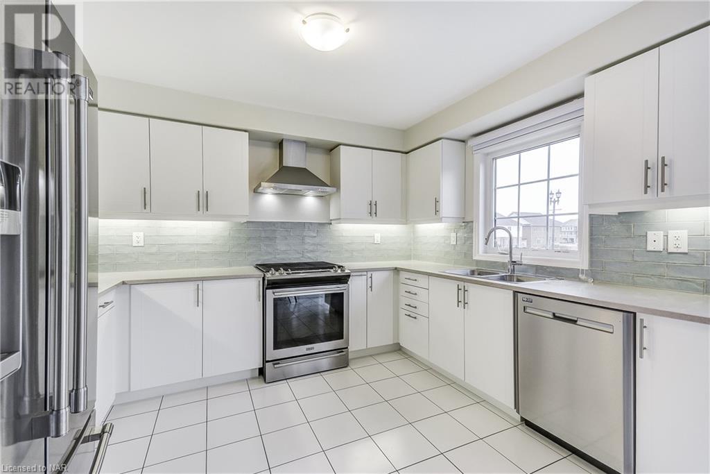 7732 Butternut Blvd Boulevard, Niagara Falls, Ontario  L2H 0N7 - Photo 18 - 40521708