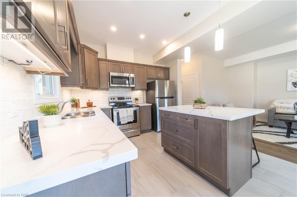 27 Mcmann Drive, Thorold, Ontario  L2V 2V5 - Photo 8 - 40521462
