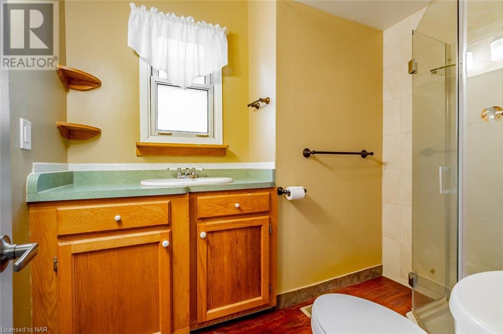 31 Wiley Street, St. Catharines, Ontario  L2R 4E8 - Photo 18 - 40520327