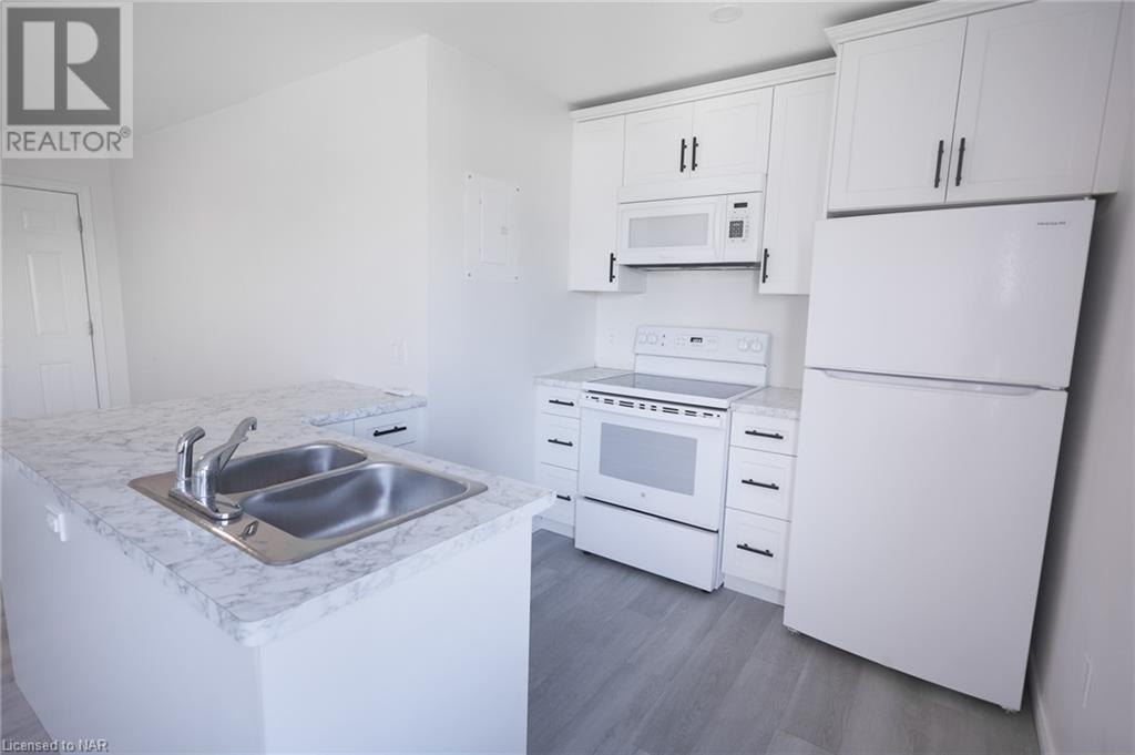 72 Hartzel Road, St. Catharines, Ontario  L2P 1M7 - Photo 15 - 40521826
