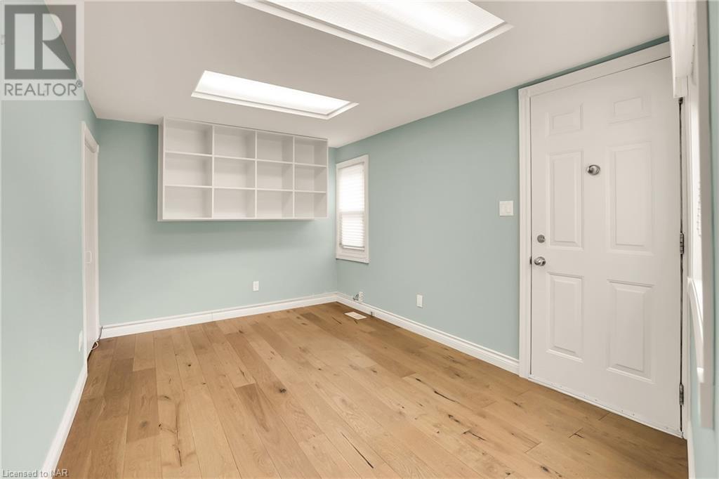 145 Welland Avenue, St. Catharines, Ontario  L2R 2N7 - Photo 10 - 40521568