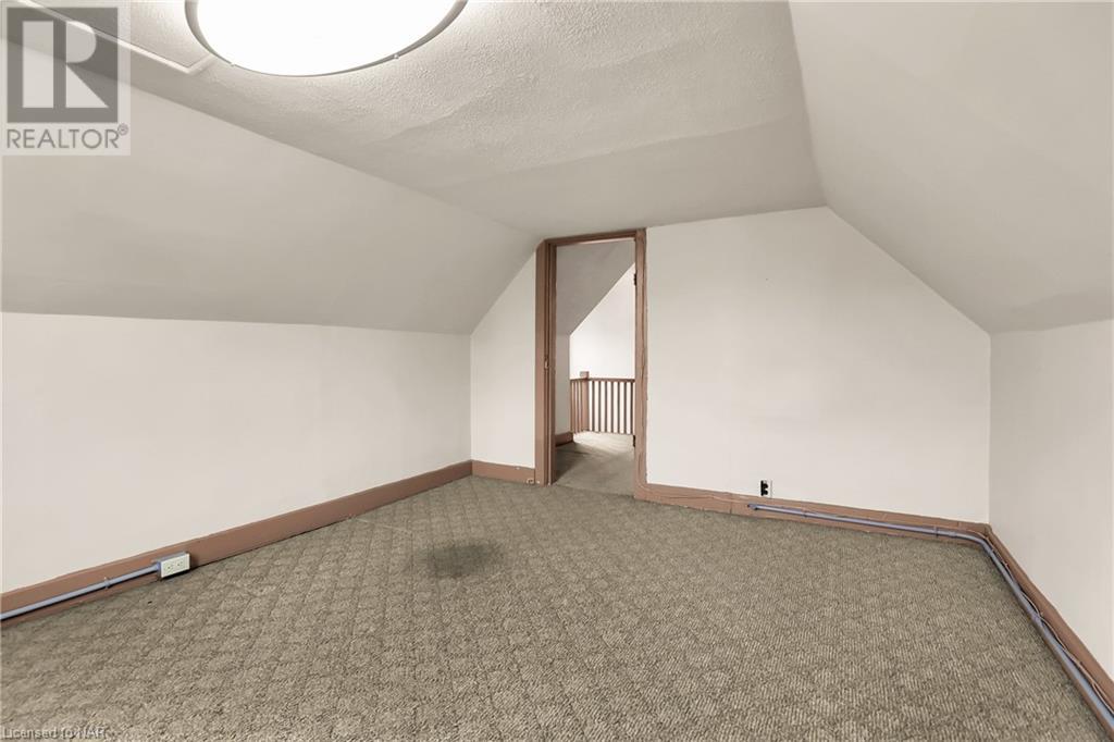 145 Welland Avenue, St. Catharines, Ontario  L2R 2N7 - Photo 26 - 40521568