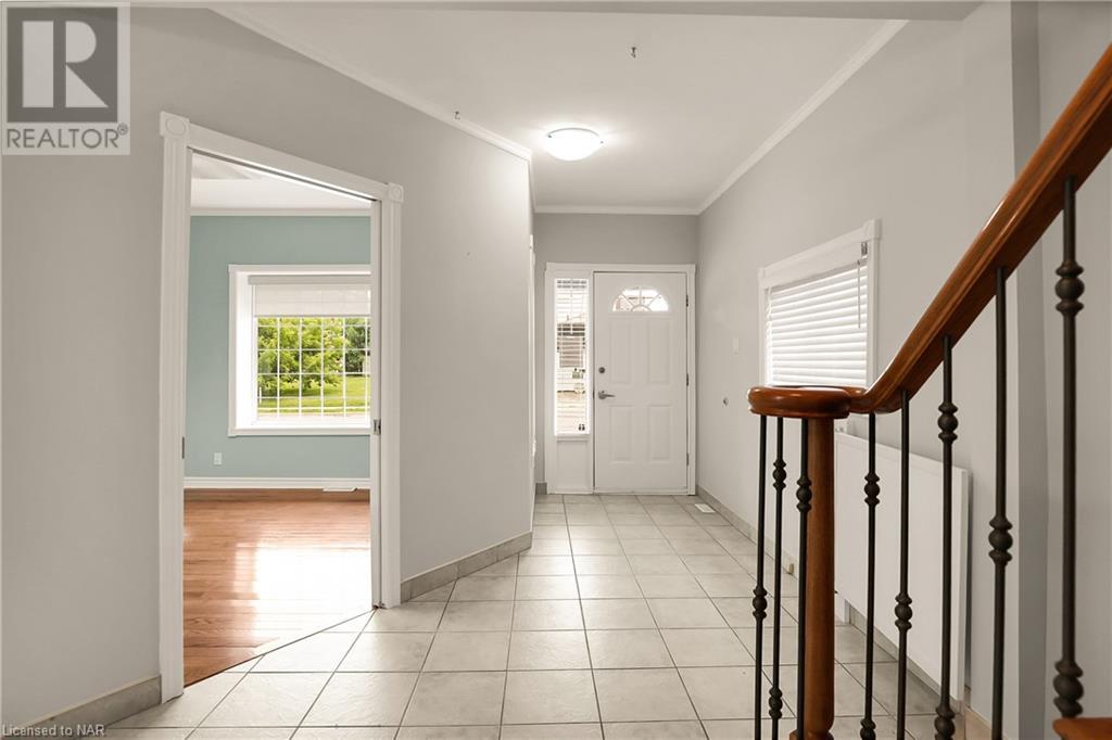 145 Welland Avenue, St. Catharines, Ontario  L2R 2N7 - Photo 5 - 40521568