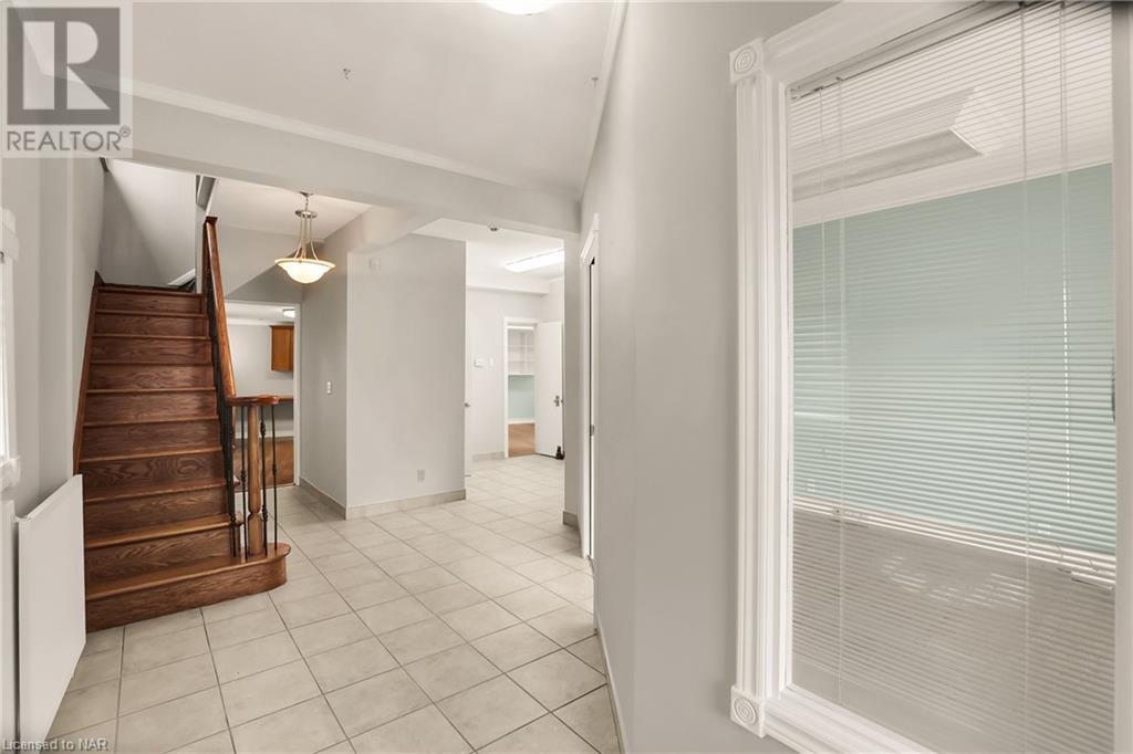 145 Welland Avenue, St. Catharines, Ontario  L2R 2N7 - Photo 6 - 40521568