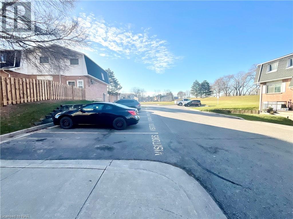 185 Denistoun Street Unit# 115, Welland, Ontario  L3C 6J6 - Photo 3 - 40521918