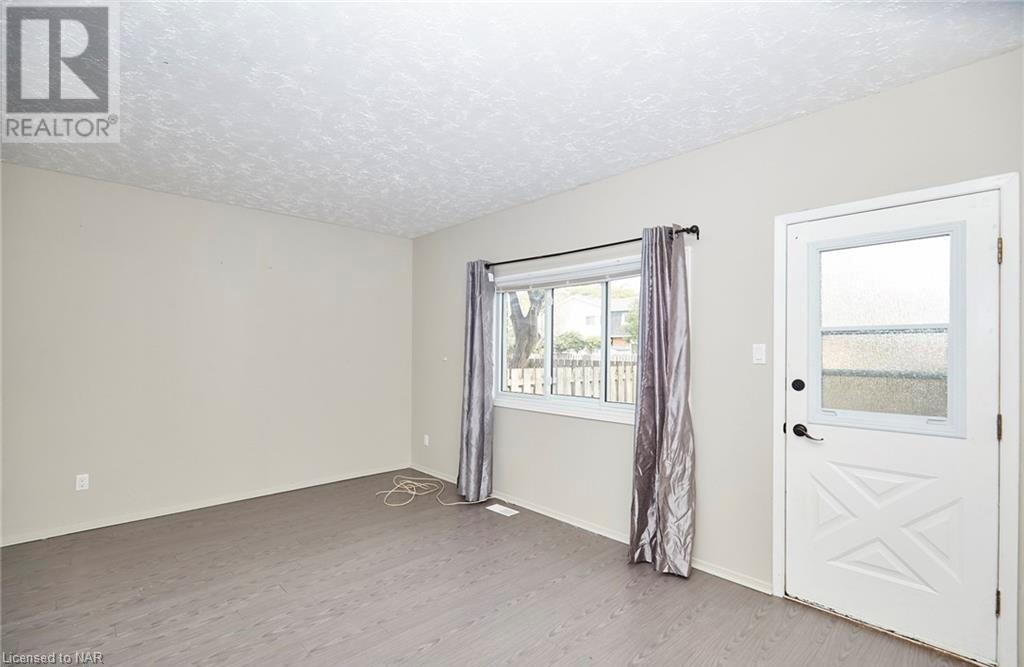 185 Denistoun Street Unit# 115, Welland, Ontario  L3C 6J6 - Photo 9 - 40521918