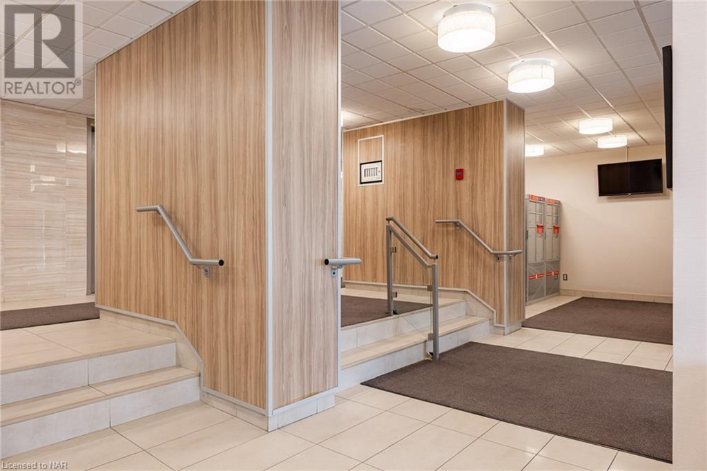 215 Glenridge Avenue Unit# 102, St. Catharines, Ontario  L2T 3J7 - Photo 19 - 40520949