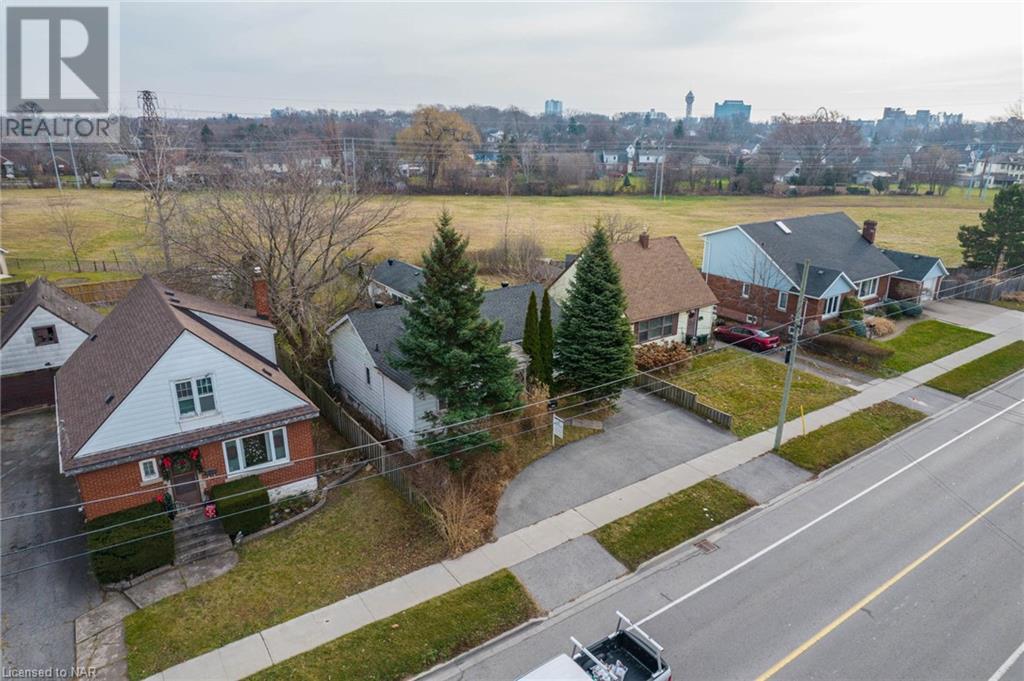 4966 Stanley Avenue, Niagara Falls, Ontario  L2E 5A2 - Photo 3 - 40501753