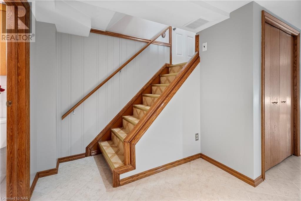 33 Crescentwood Drive, St. Catharines, Ontario  L2N 4K7 - Photo 17 - 40522034