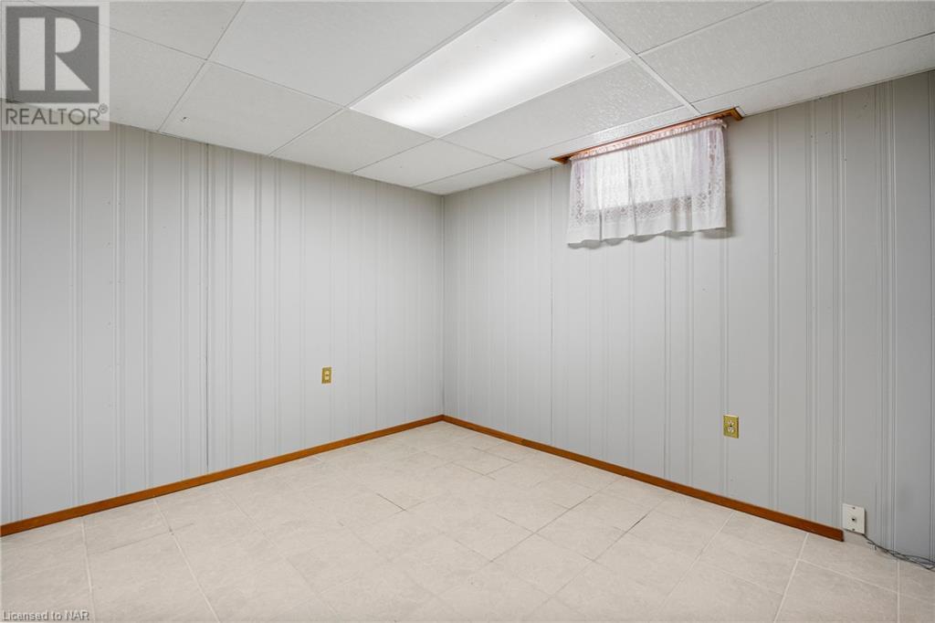33 Crescentwood Drive, St. Catharines, Ontario  L2N 4K7 - Photo 20 - 40522034