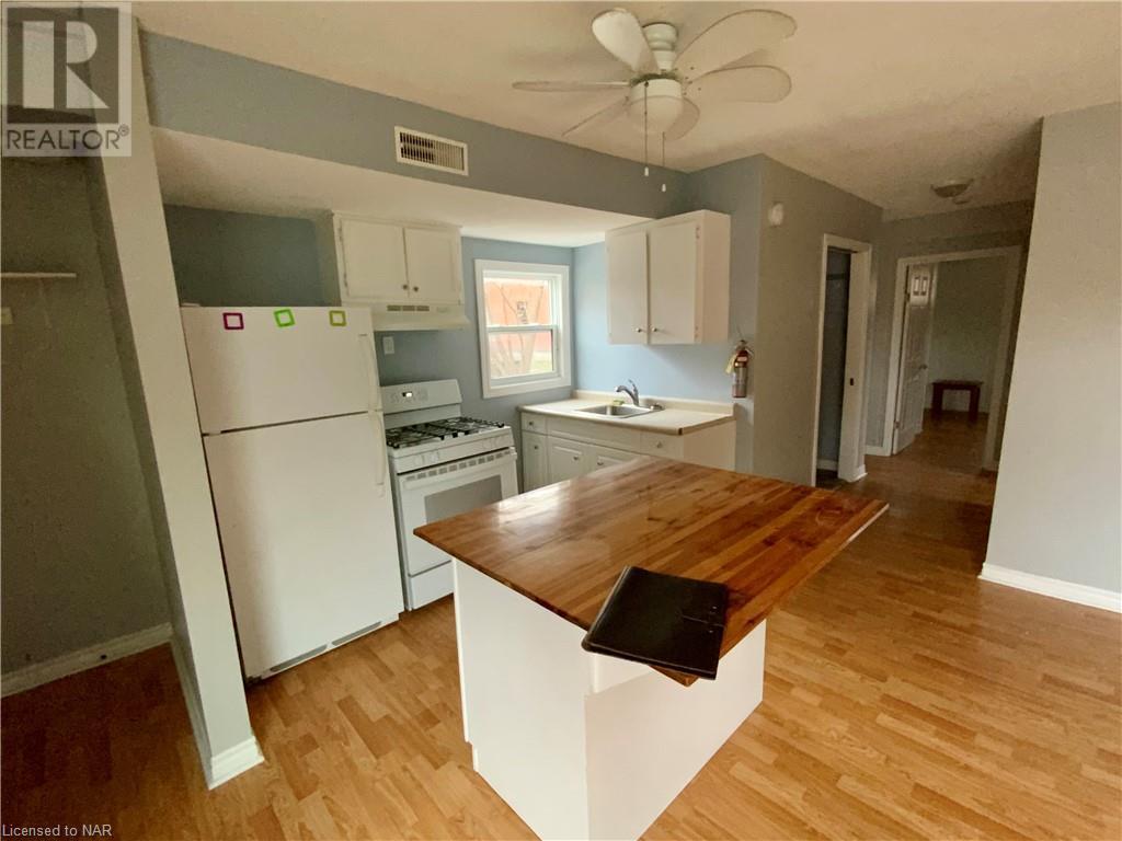 195 East Main Street Unit# A, Welland, Ontario  L3B 3W7 - Photo 2 - 40521839