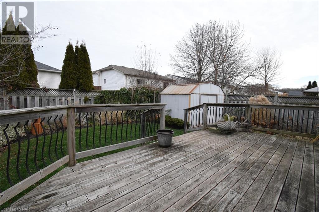 15 Colonial Crescent, Grimsby, Ontario  L3M 5H2 - Photo 40 - 40521680
