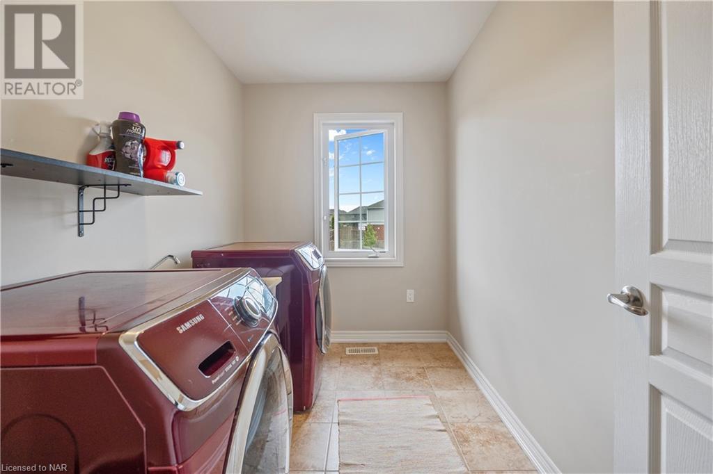 9349 Madison Crescent, Niagara Falls, Ontario  L2H 0M3 - Photo 32 - 40522197