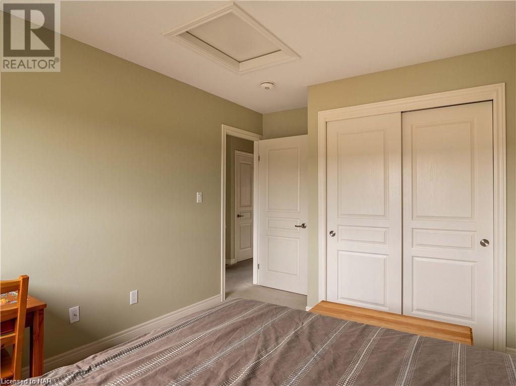 277 Silverwood Avenue, Welland, Ontario  L3C 0C5 - Photo 13 - 40522230