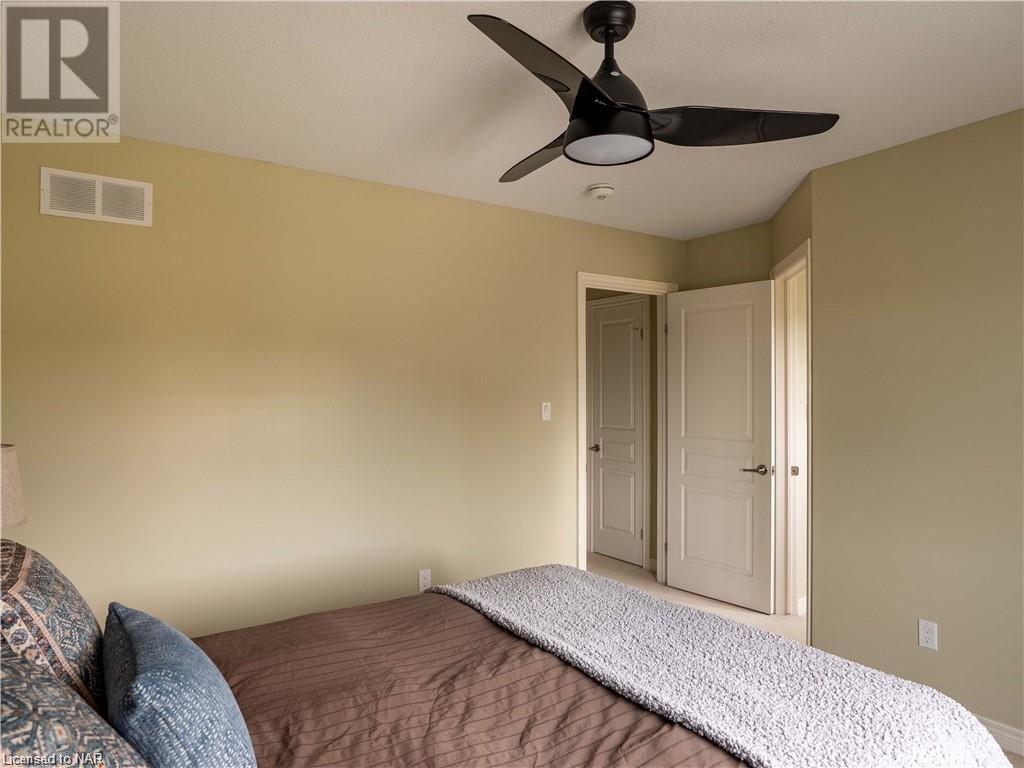 277 Silverwood Avenue, Welland, Ontario  L3C 0C5 - Photo 17 - 40522230
